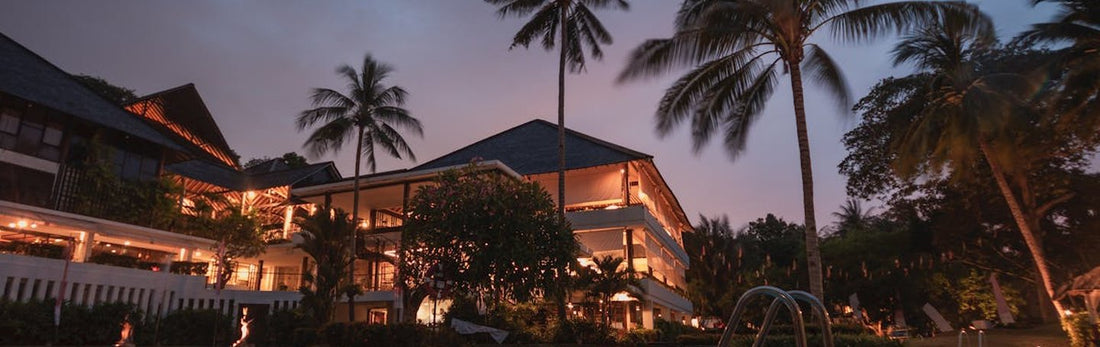 Luxury hotel resort at sunset - What does the Ritz-Carlton smell like